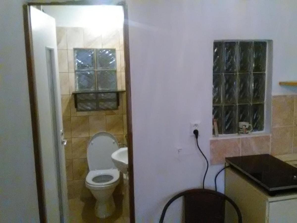 U Tupacku Landhaus *